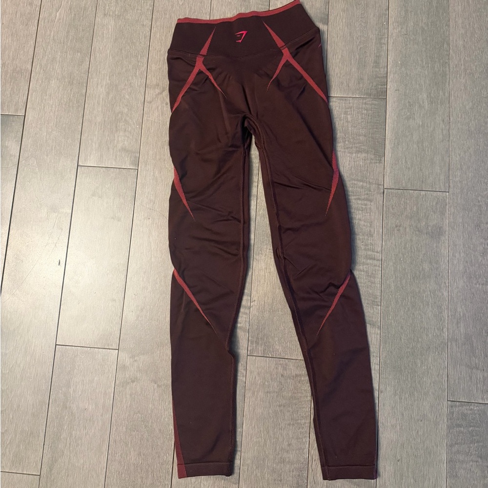 GYMSHARK Apex Lift Seamless Leggings
Cherry Purple/Build Pink - Picture 3 of 6